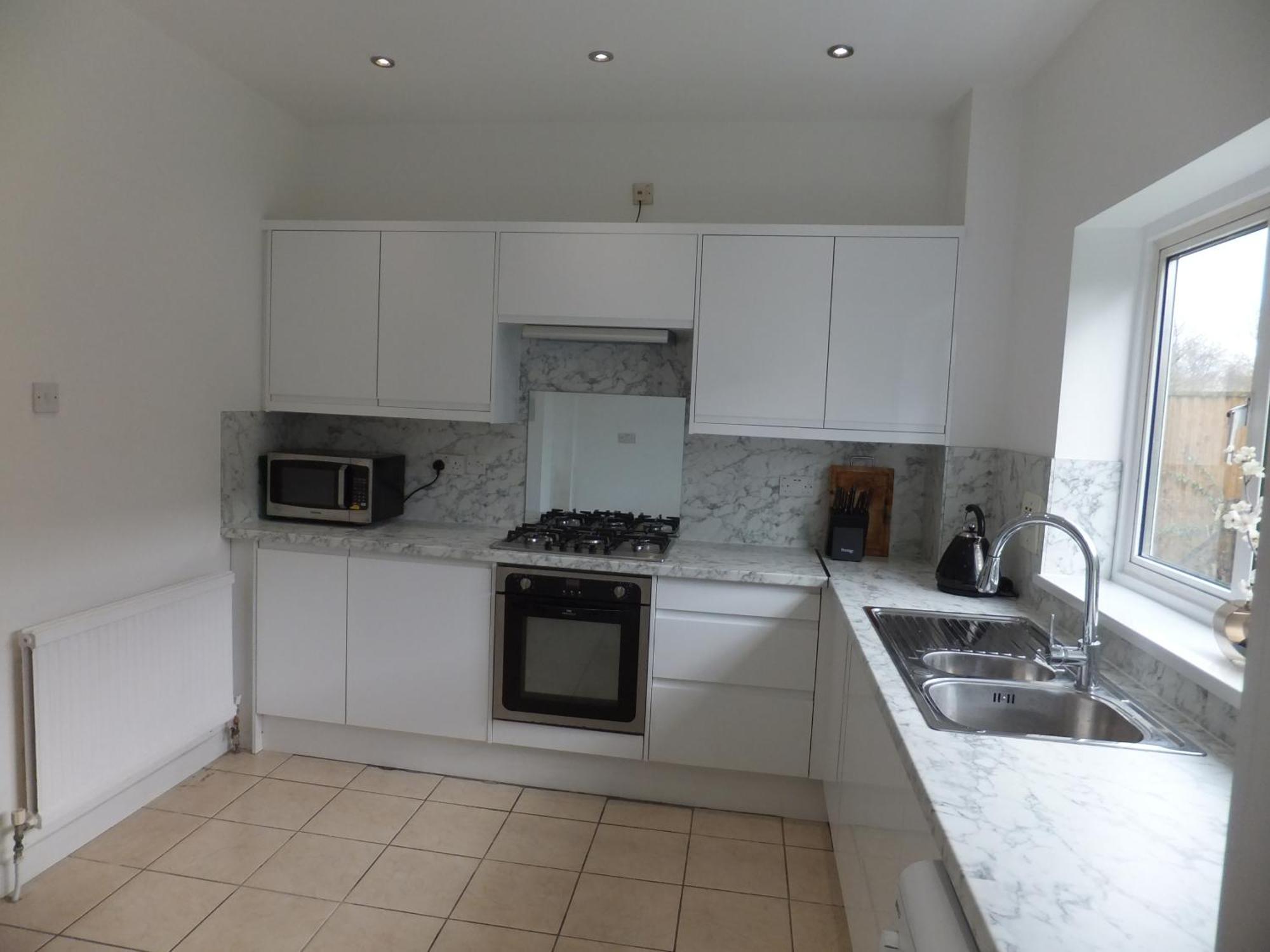 Homestay Many Worlds Meet: Spacious Family Near Wimbledon & London *